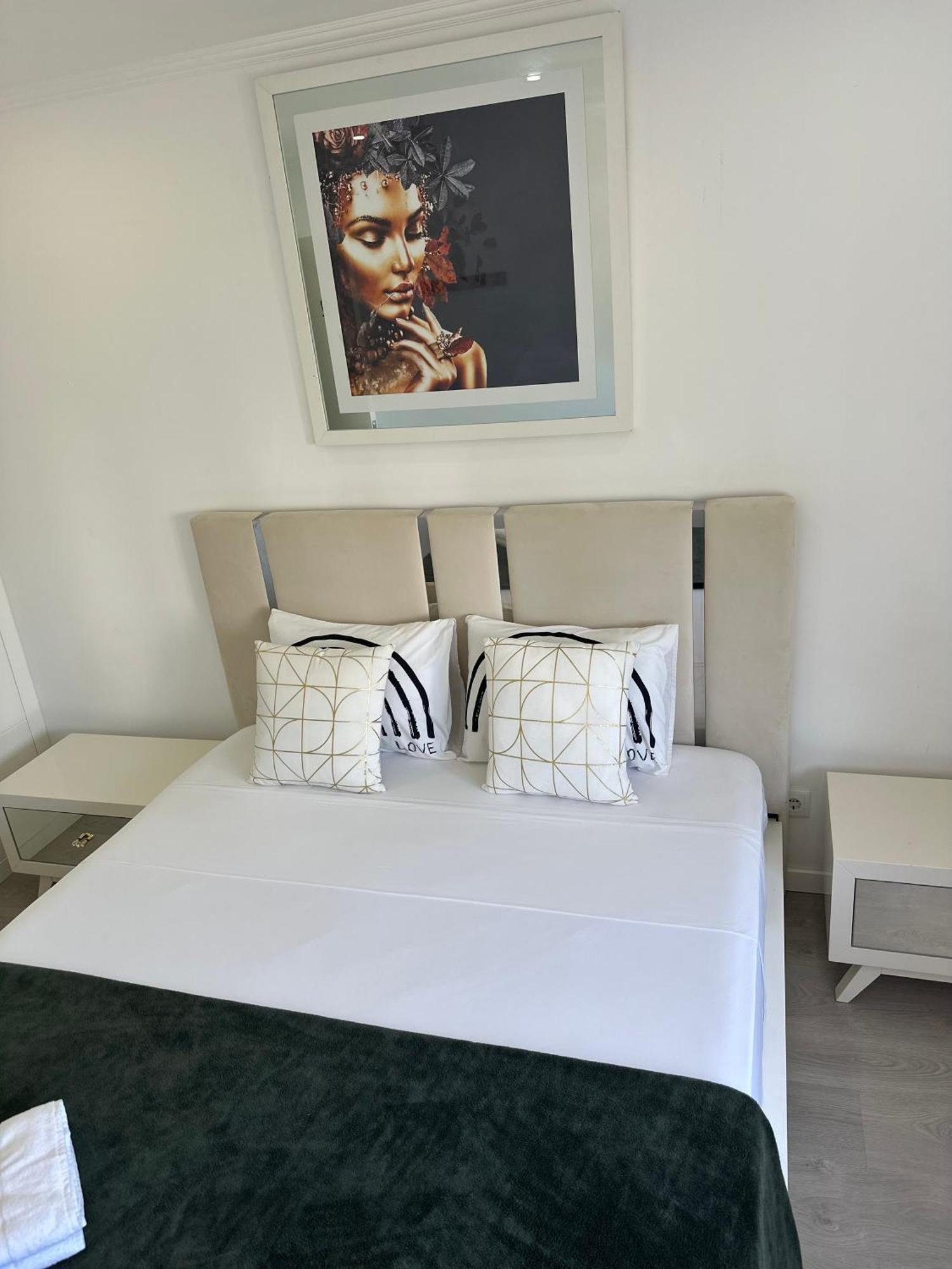 Quarto Aeroporto Lisboa 外观 照片